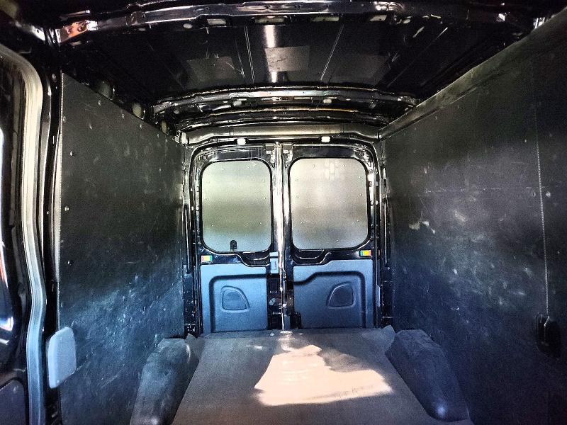 2022 Ford Transit T-250