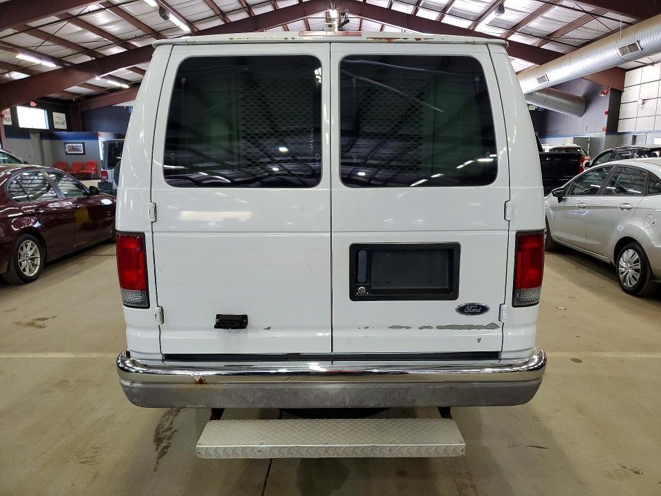 2003 Ford Econoline E350 Super Duty van