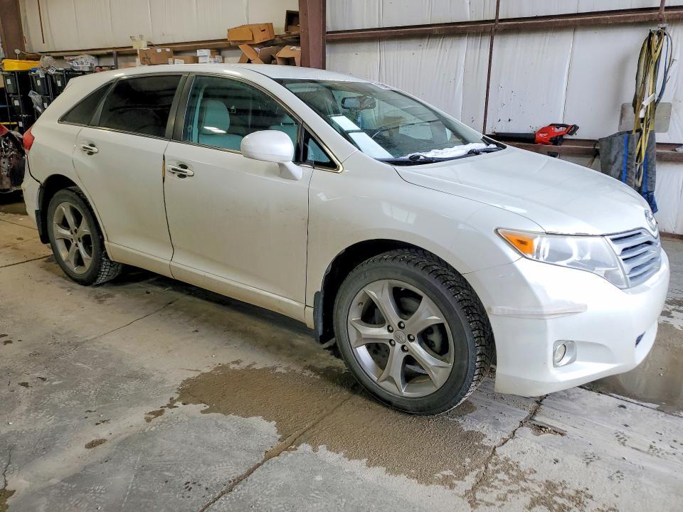 2011 Toyota Venza awd V6