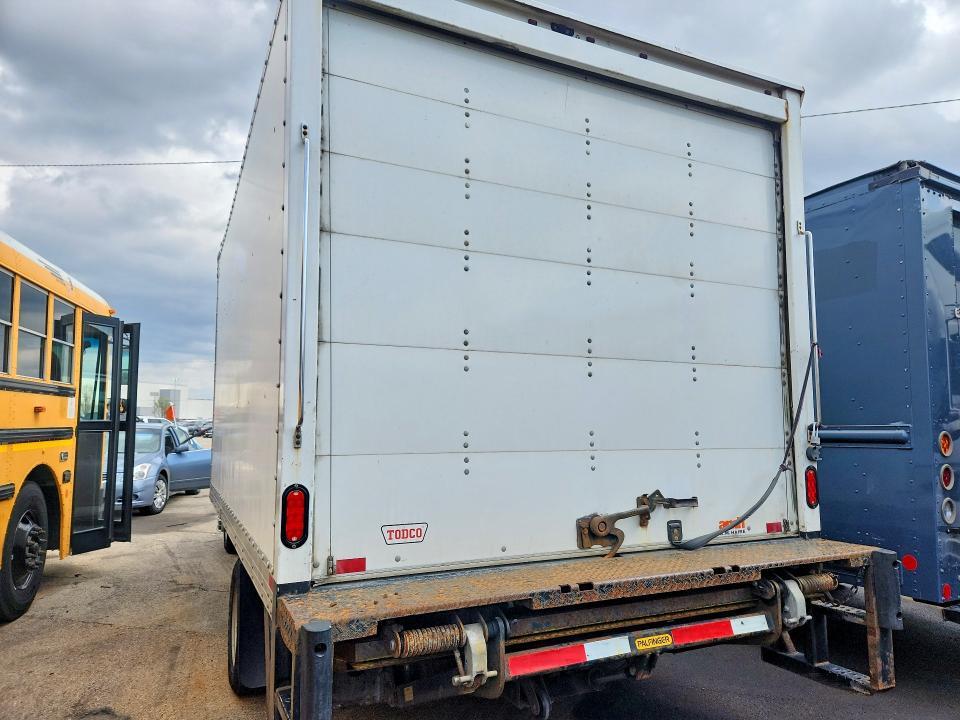 2020 Chevrolet Express BOX Truck