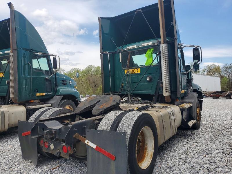 2016 Mack Cxu612 Semi Truck