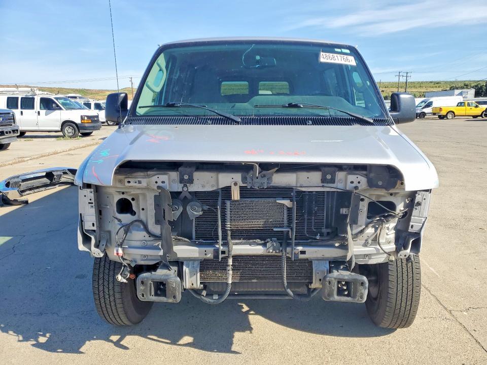 2014 Ford Econoline E350 Super Duty Wagon