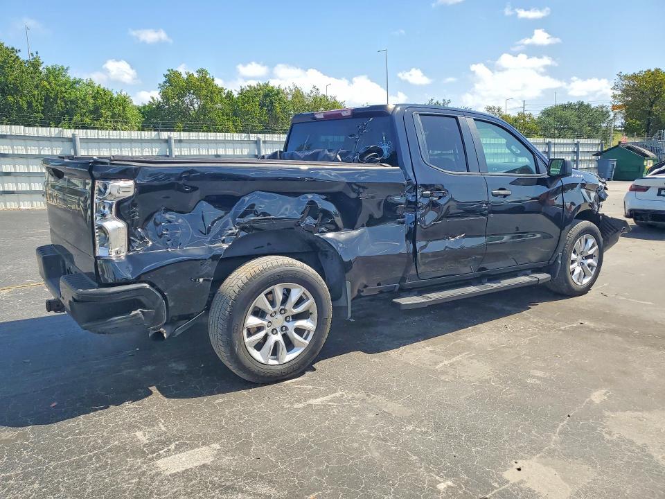 2022 Chevrolet Silverado C1500 Custom