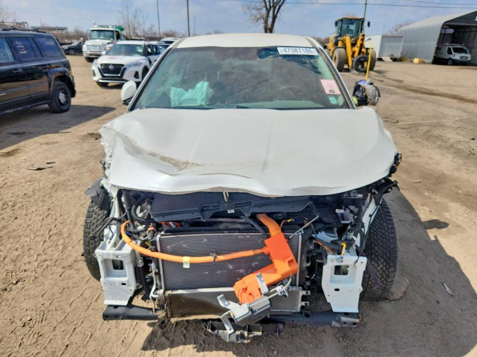 2024 KIA Niro Premium