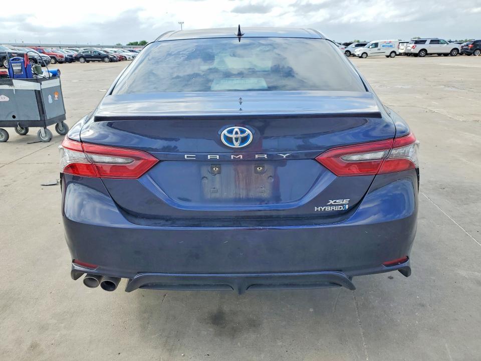 2021 Toyota Camry xse