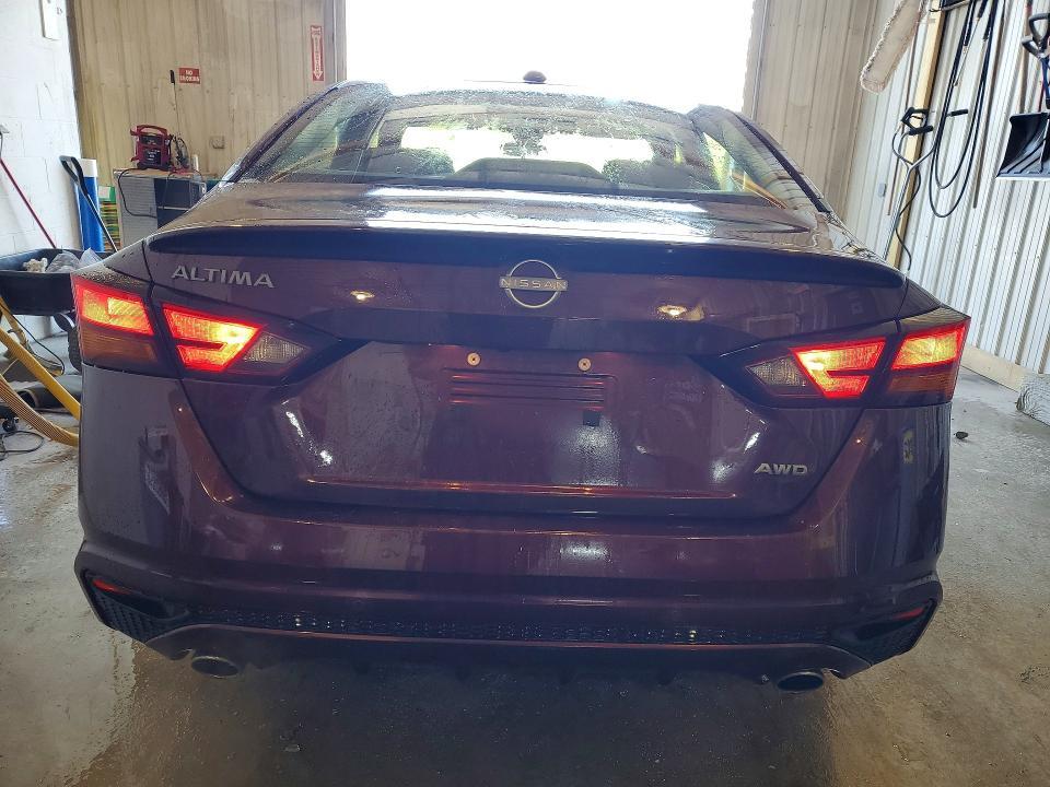 2025 Nissan Altima sv