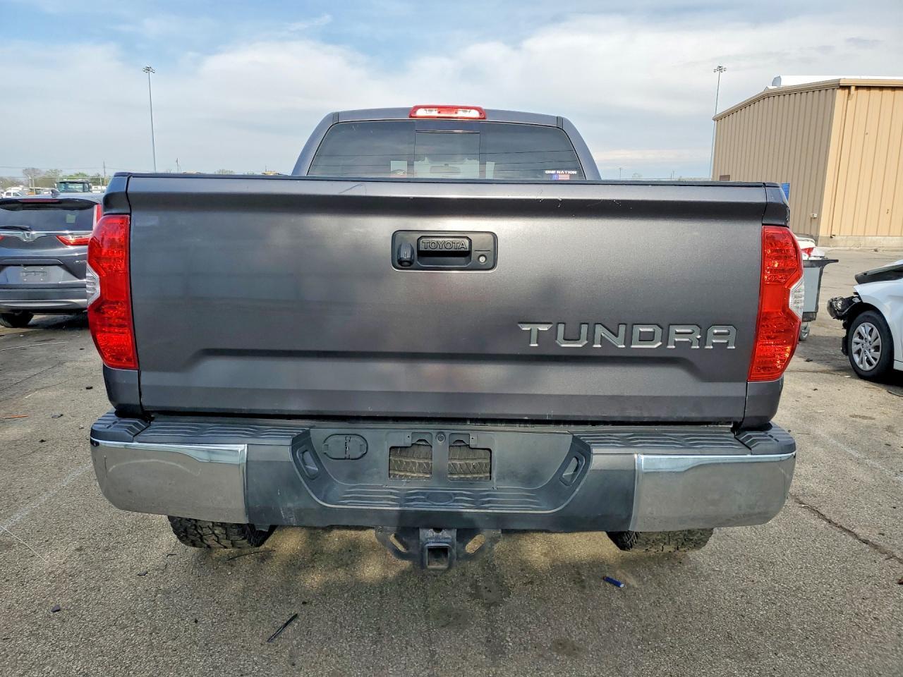 2015 Toyota Tundra SR