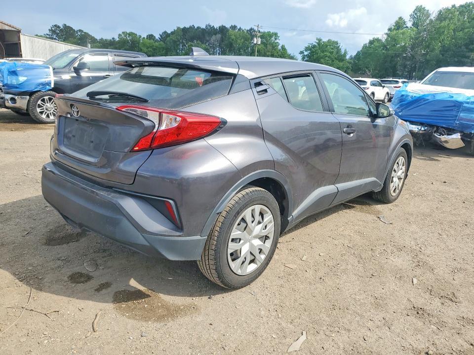 2021 Toyota C-hr le
