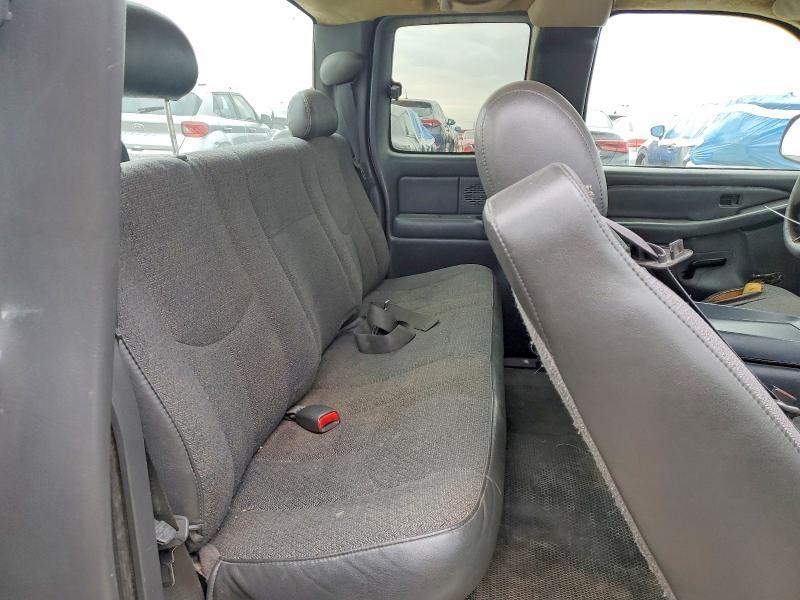 2004 Chevrolet Silverado C1500