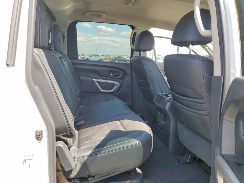 2017 Nissan Titan PRO-4X