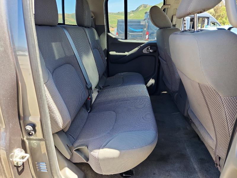 2017 Nissan Frontier sv