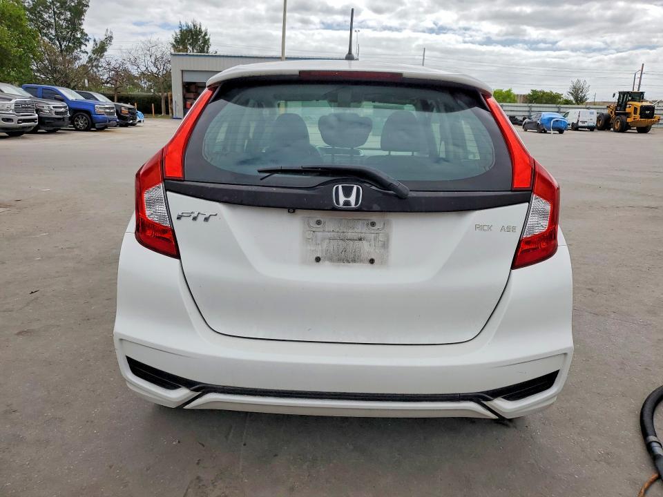 2018 Honda Fit lx
