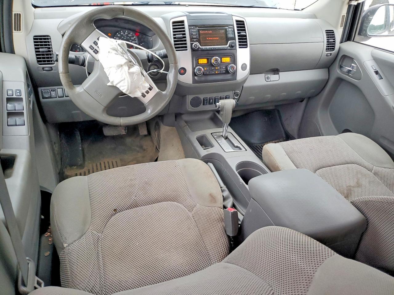 2016 Nissan Frontier S