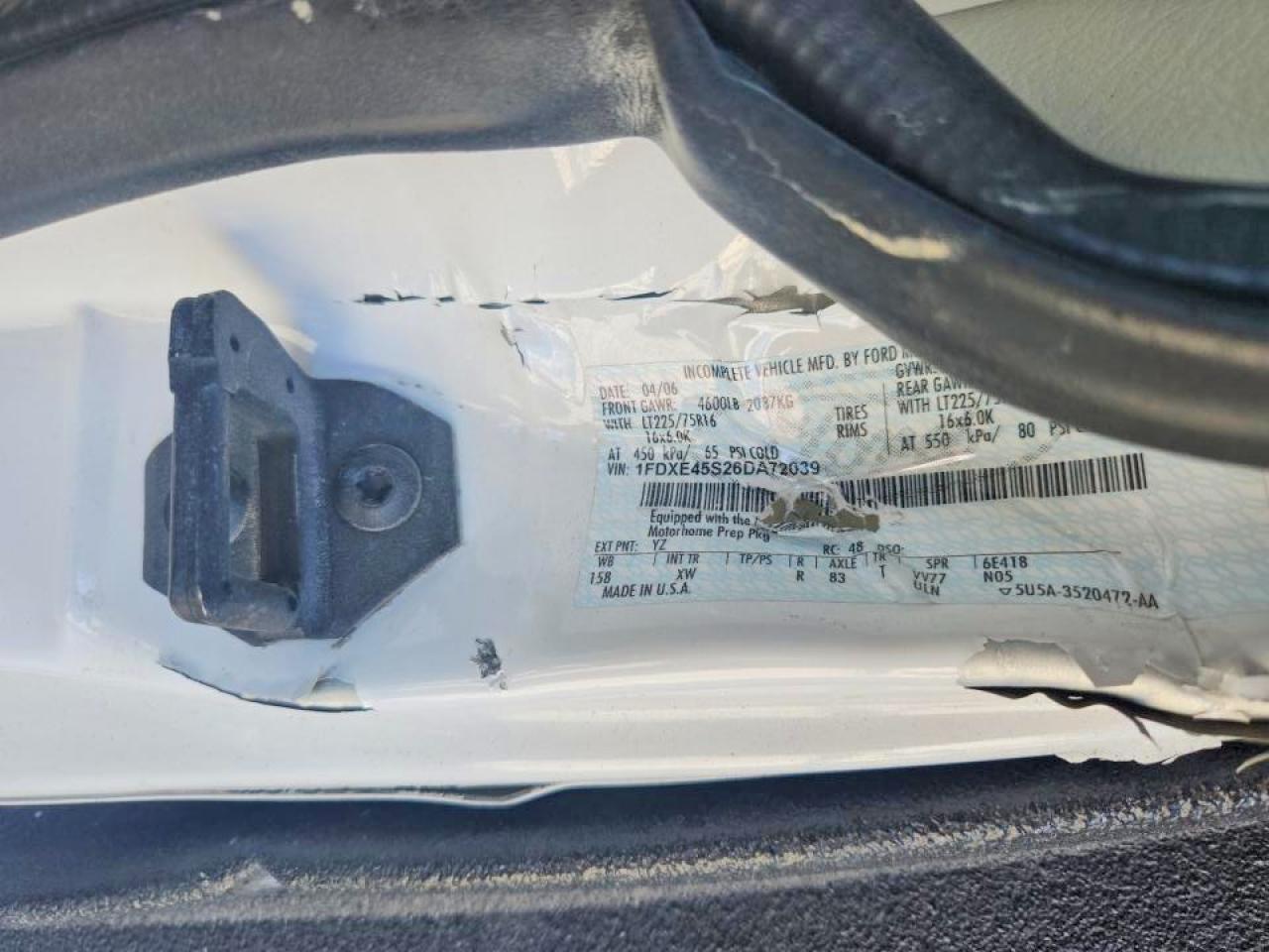 2007 Forest River Sunseeker M-3100SS