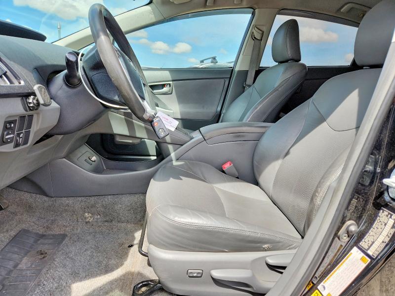 2010 Toyota Prius iii