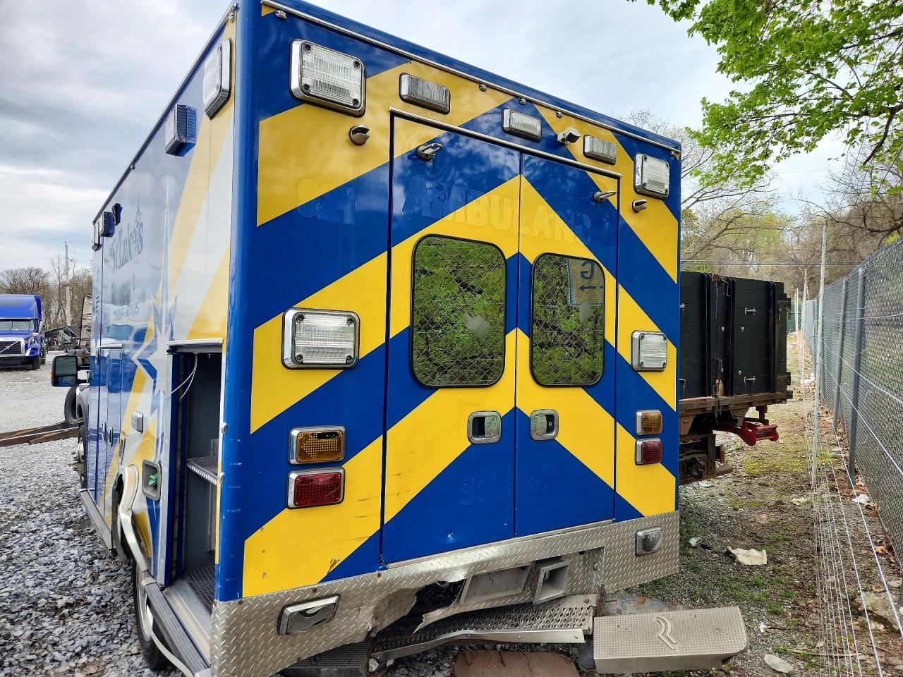 2016 Ford F550 Super Duty Ambulance