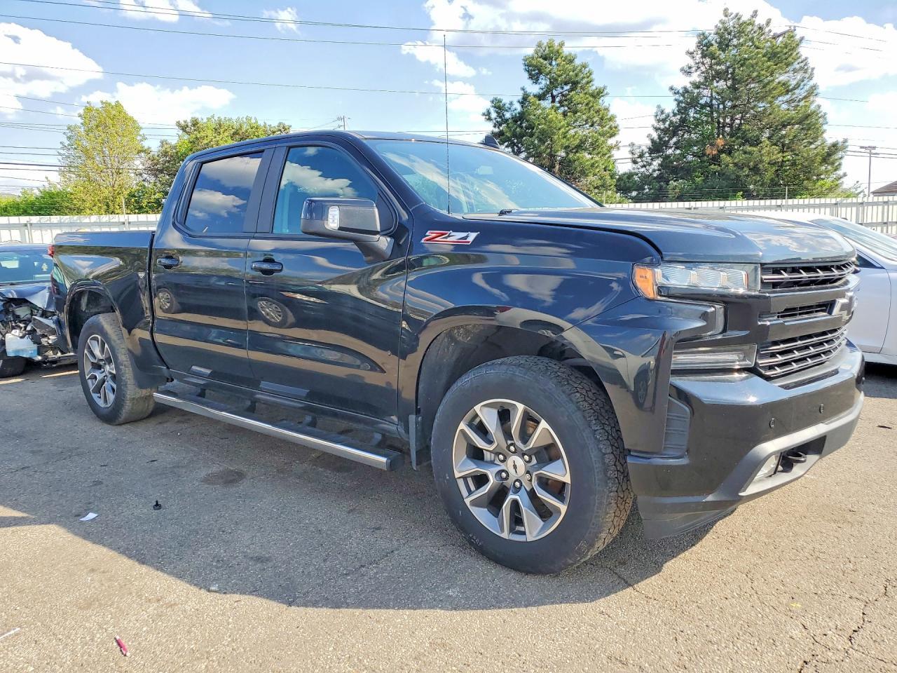 2021 Chevrolet Silverado K1500 RST