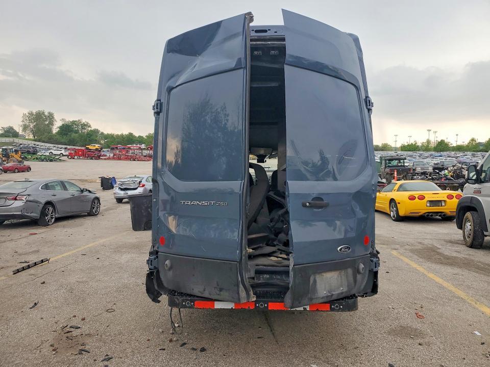 2019 Ford Transit T-250