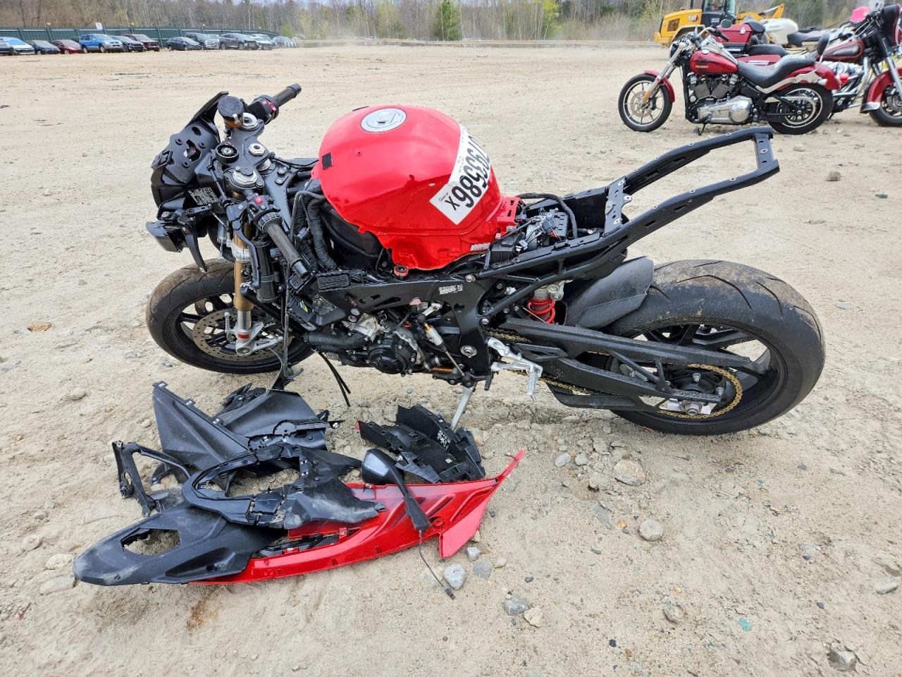 2024 BMW S 1000 RR