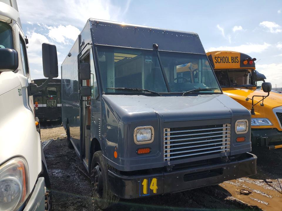 2020 Freightliner MT45G Delivery Truck