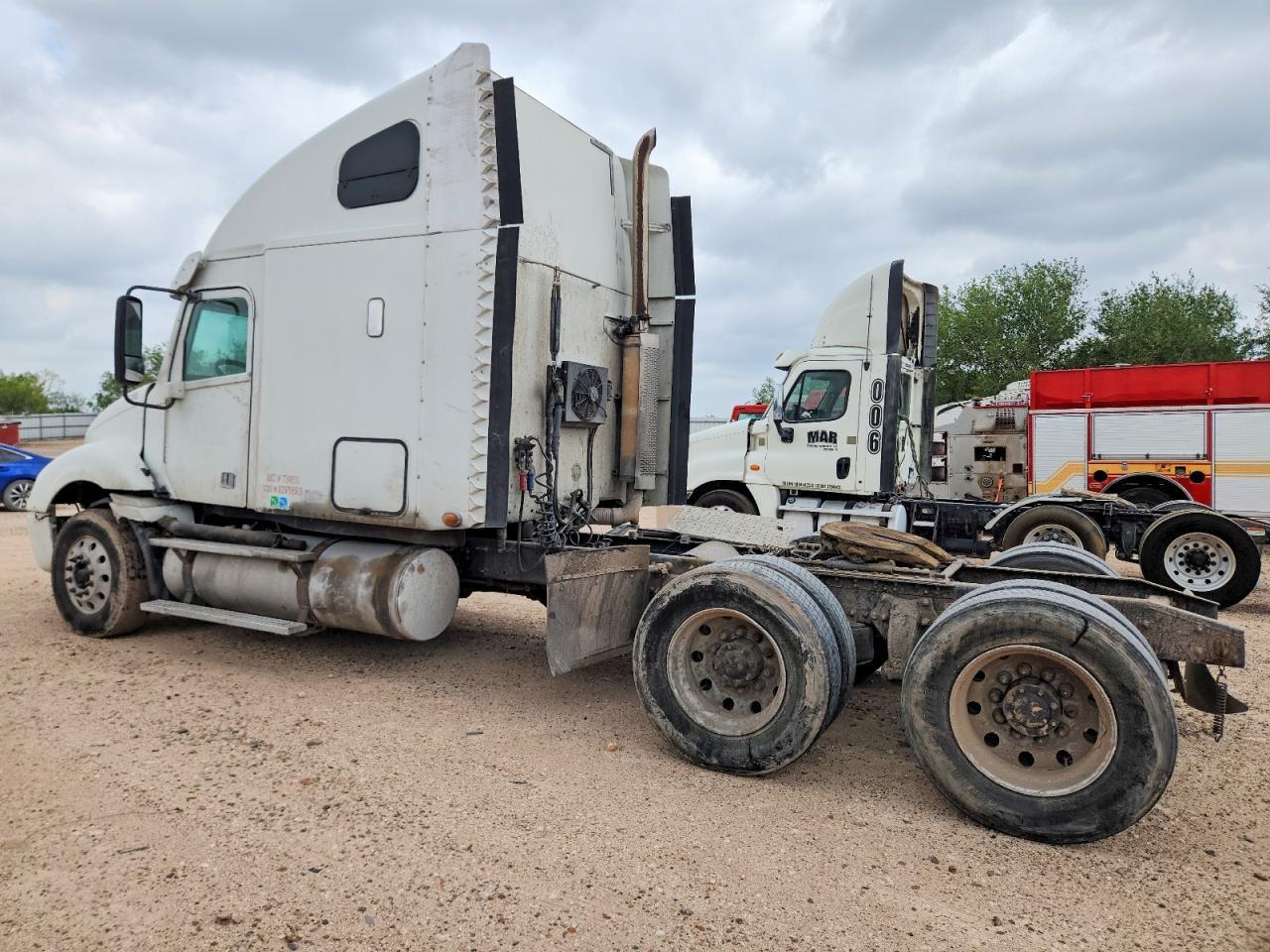 2014 Freightliner Conventional Columbia