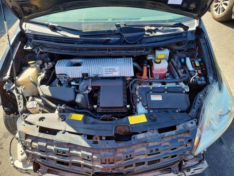 2013 Toyota Prius two