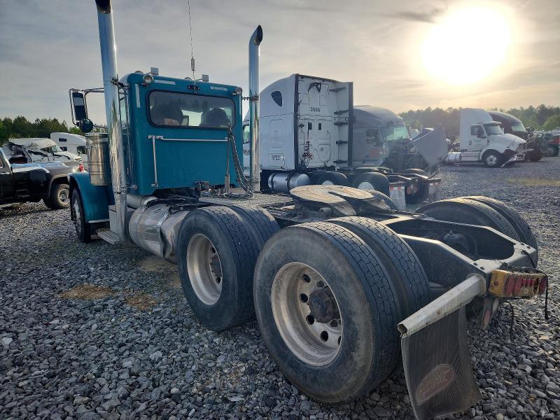2010 Peterbilt 389 Semi Truck