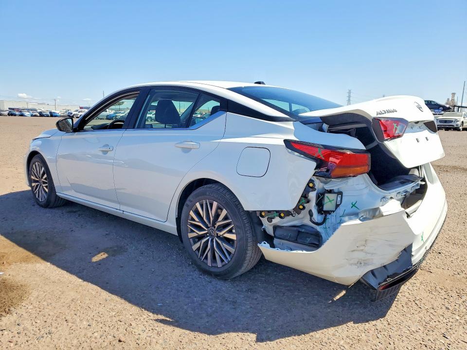 2026 Nissan Altima sv