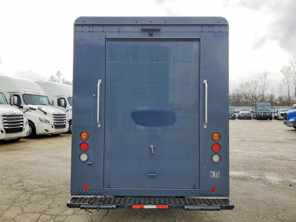 2020 Freightliner MT45 Chassis Delivery Truck