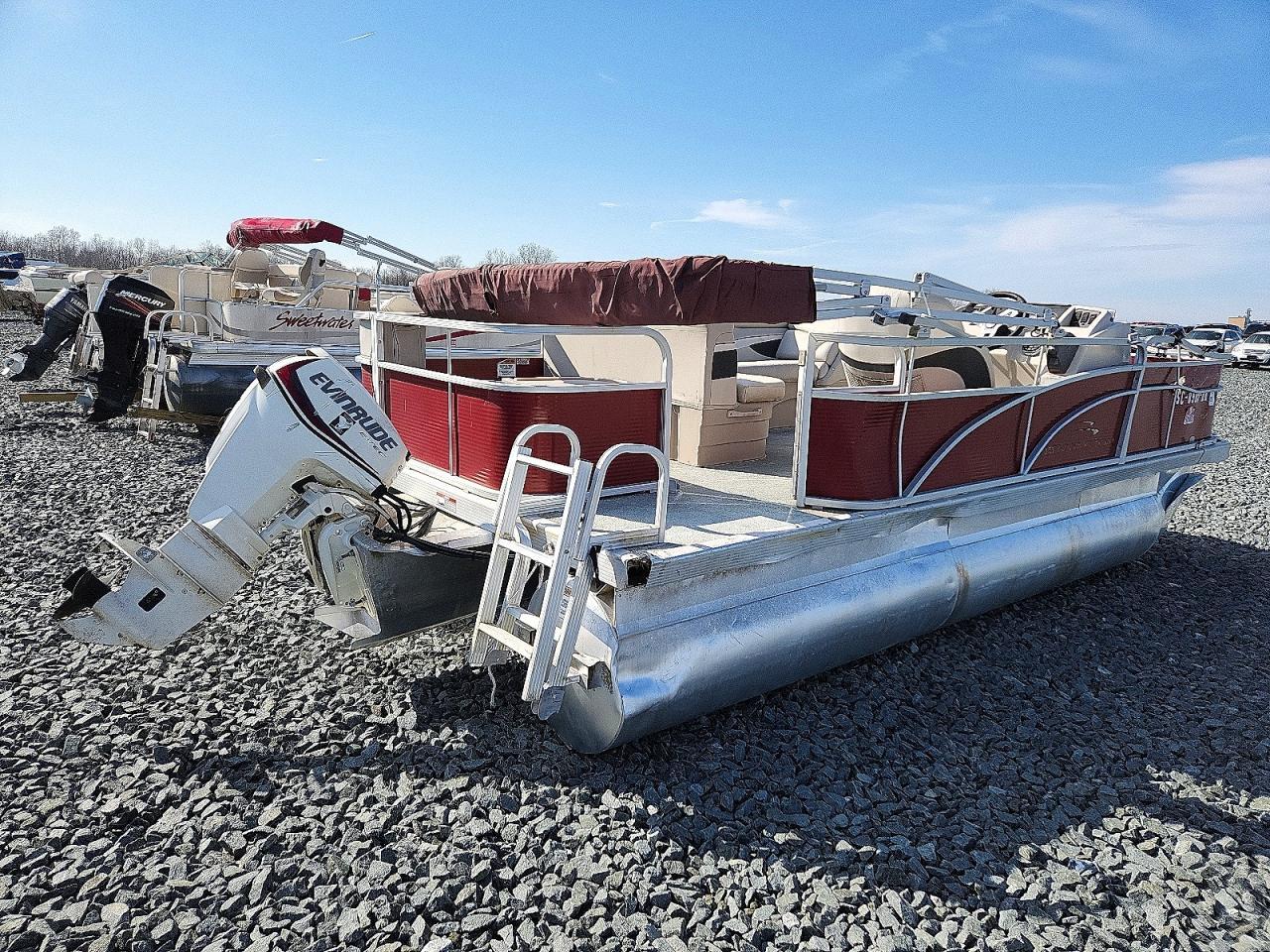 2019 Bennington Pontoon