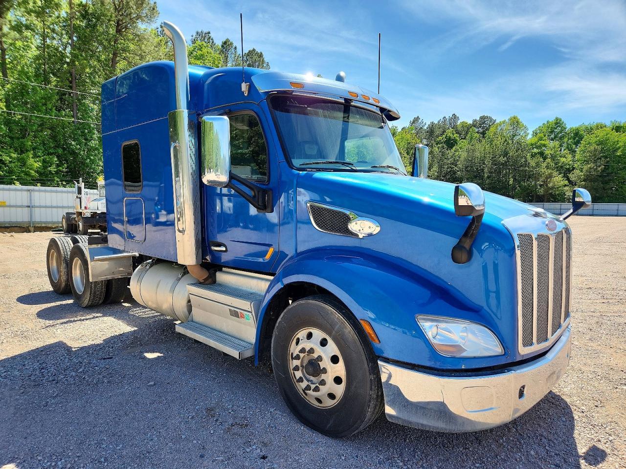 2019 Peterbilt 579 Semi Truck