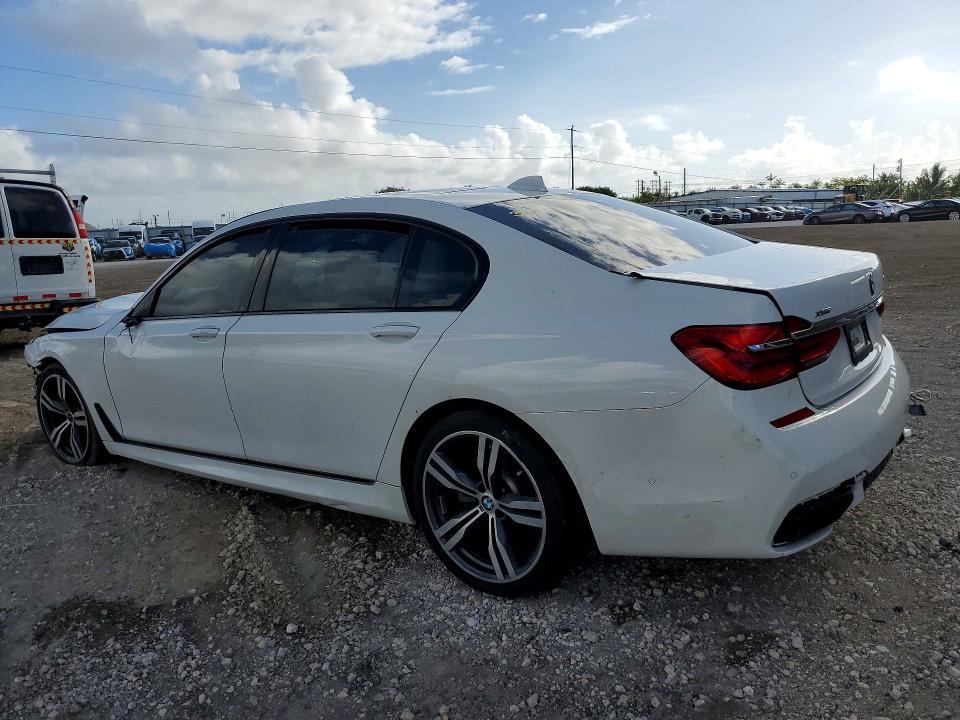 2017 BMW 750 xi