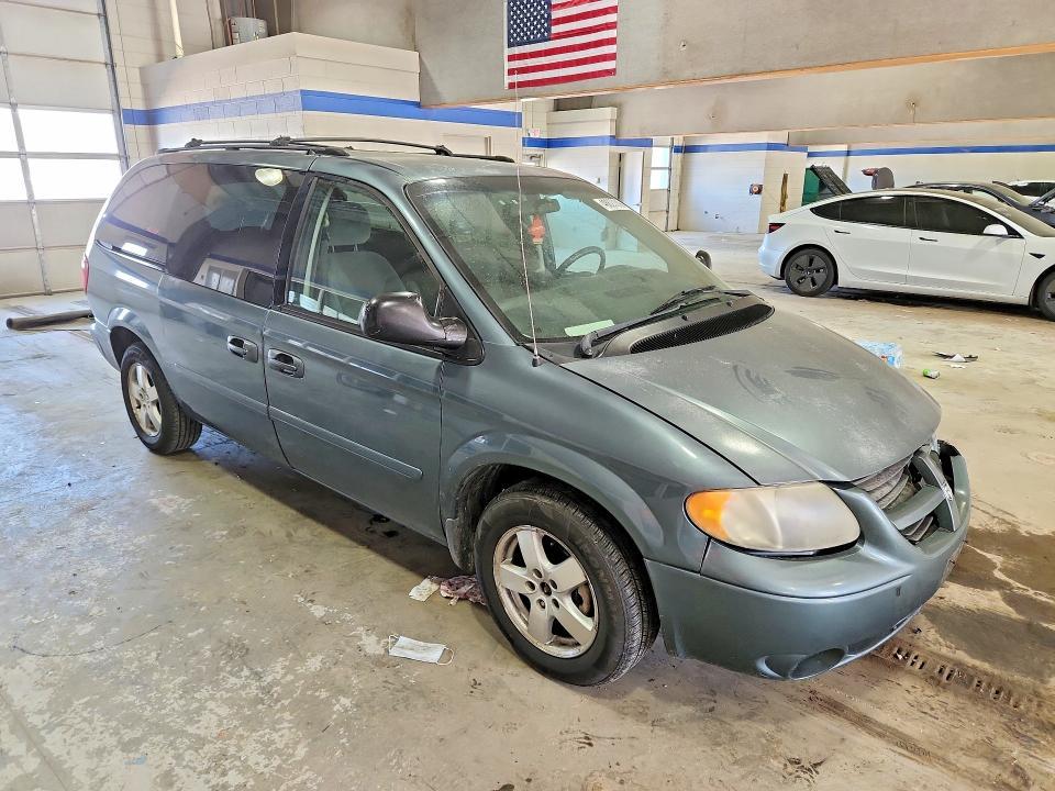 2005 Dodge Grand Caravan sxt