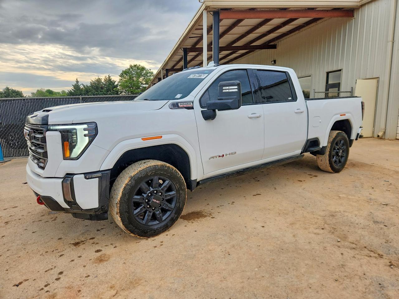 2024 GMC Sierra K2500 AT4