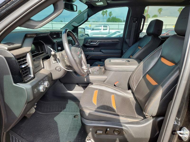 2022 GMC Sierra K1500 AT4