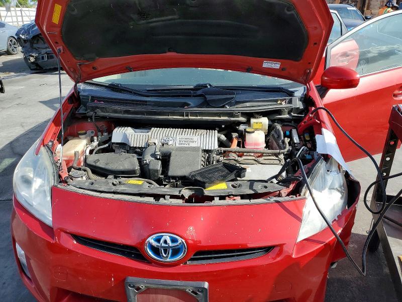 2010 Toyota Prius iii