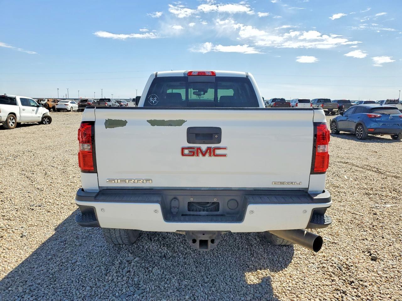2015 GMC Sierra K2500 Denali