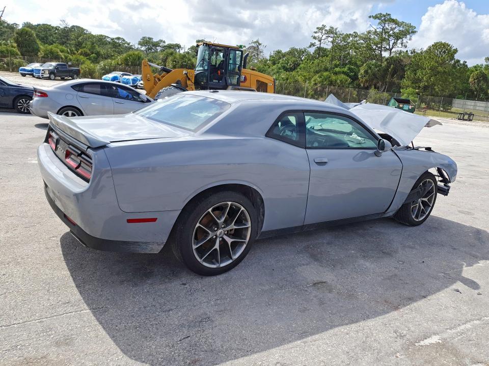 2022 Dodge Challenger gt