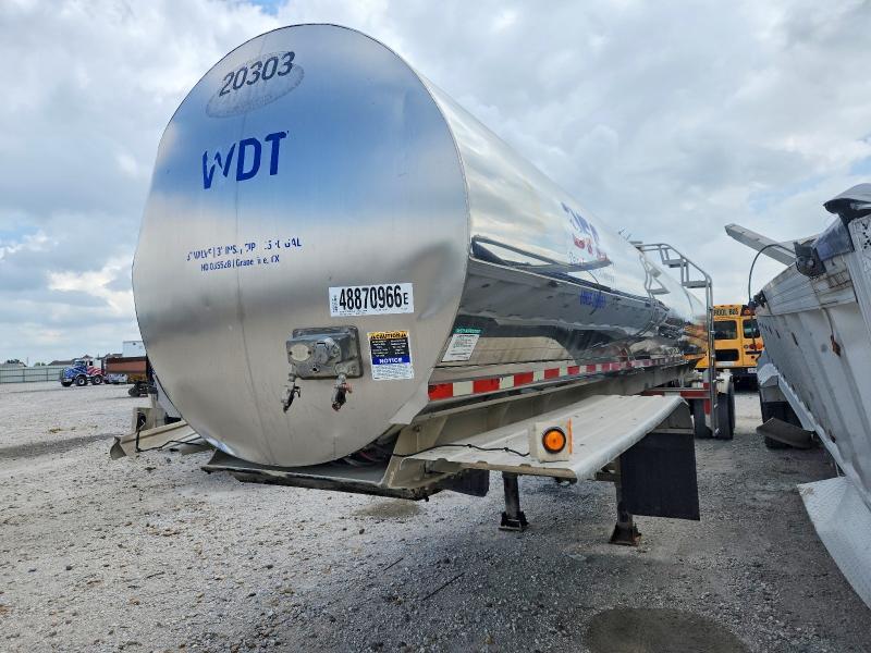 2003 Walker Tank Trailer