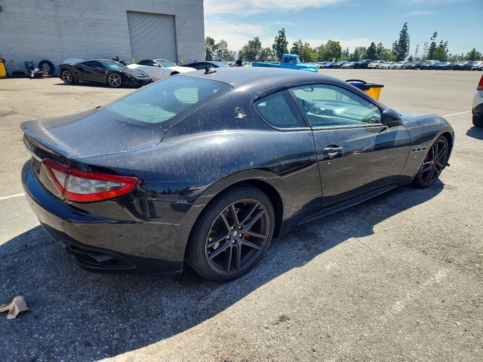 2017 Maserati Granturismo s