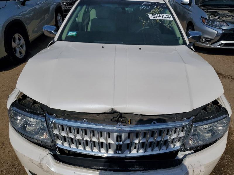 2009 Lincoln Townhouse MKZ