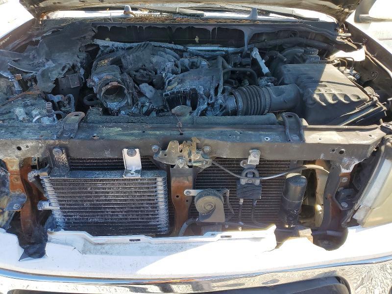 2005 Nissan Frontier se