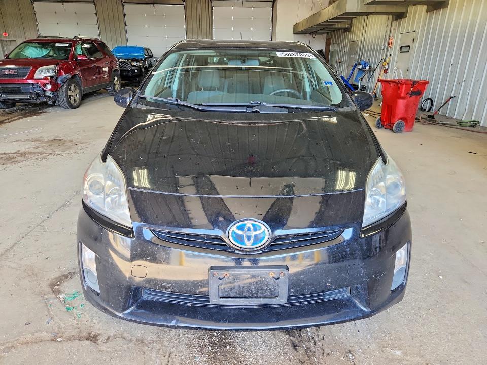 2010 Toyota Prius iii