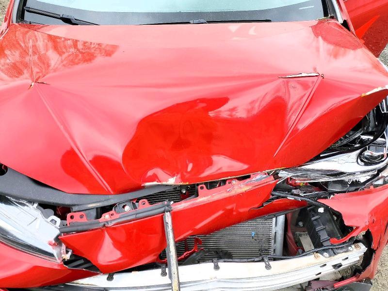 2021 Toyota Prius le