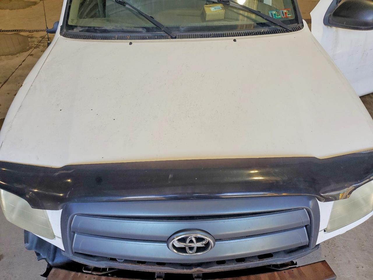 2003 Toyota Tundra Base