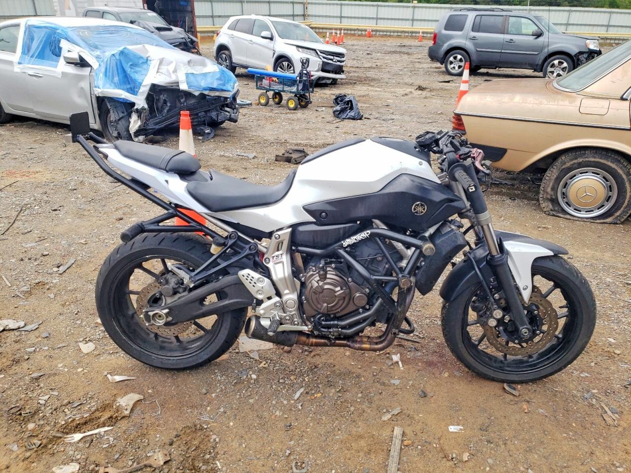 2015 Yamaha FZ07