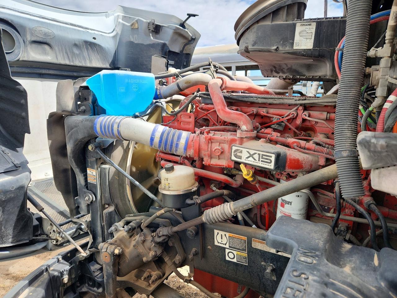 2018 Peterbilt 579 Semi Truck