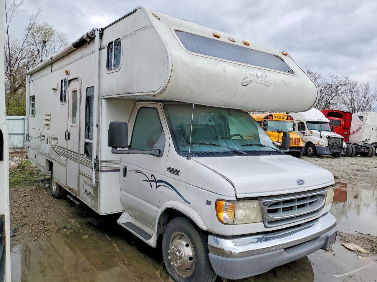 2000 Shasta 1999 Ford E350 RV