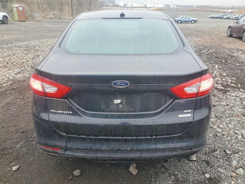 2016 Ford Fusion se