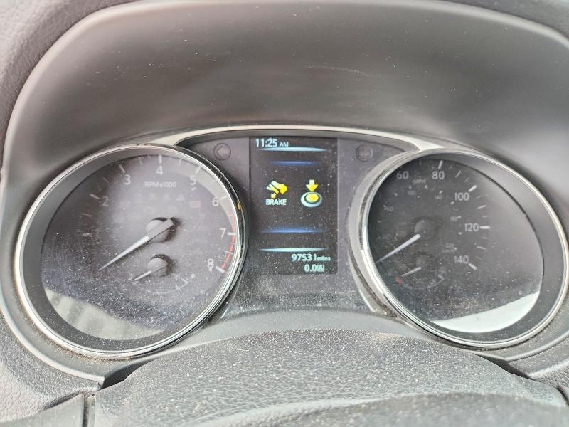 2015 Nissan Rogue sv